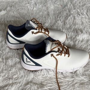 CALLAWAY White and Blue Women’s Golf Shoes Sz 7 slightly used